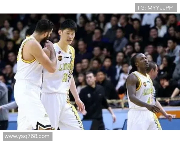 武汉羽毛球队以87分领跑总决赛积分榜展现强劲实力